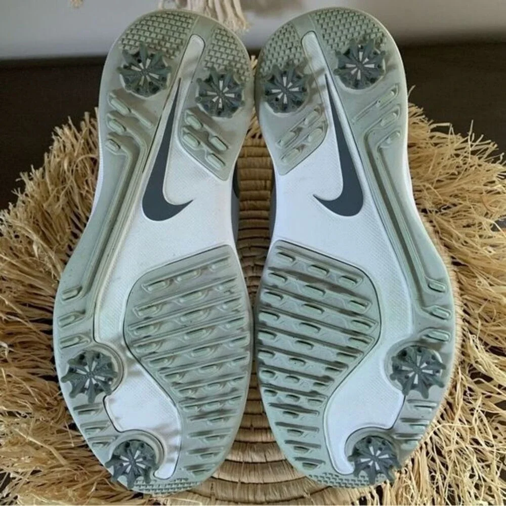 NIKE Golf Women's Air Zoom Accurate Golf Shoes Spikes 909735-002 Platinum 9.5W